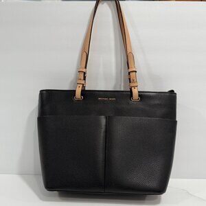 Michael Kors Bedford Medium Pebbled Leather Pocket Tote Handbag Black Tan Straps